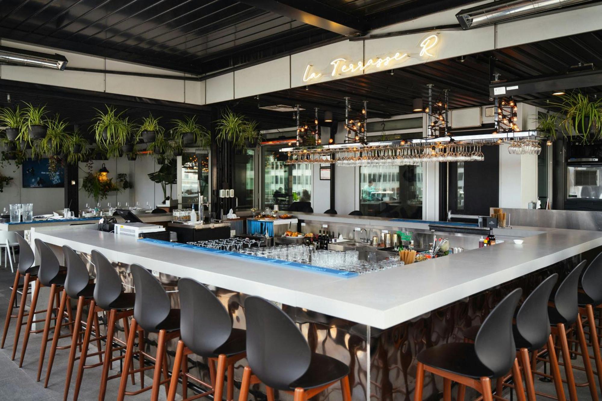 Renaissance Montreal Downtown Hotel — Photos 3